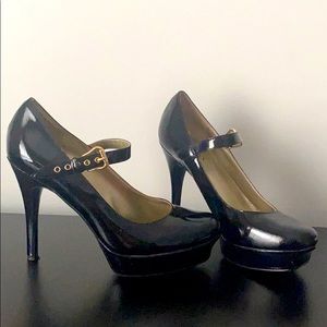 Guess Platform Pump With Strap
